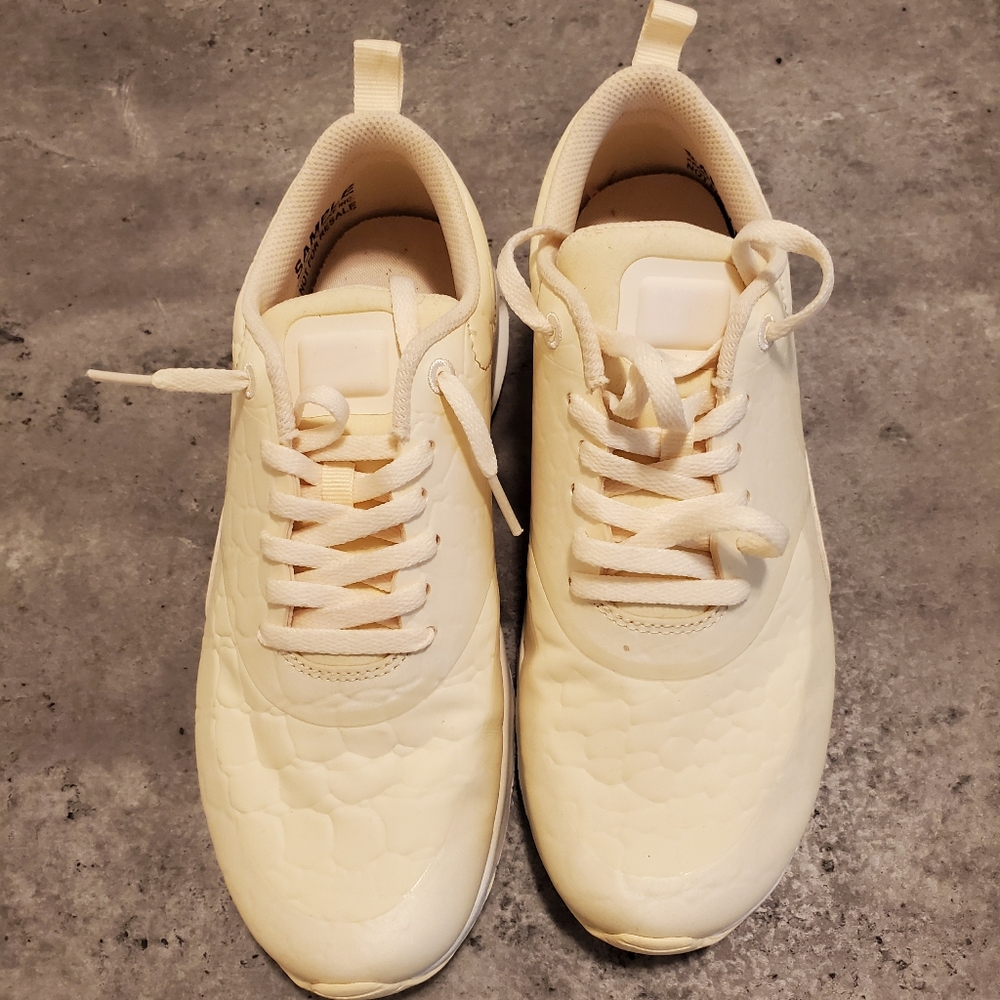 *EXTREMELY RARE* Nike Air Max Thea women's 7 - Picture 2 of 9